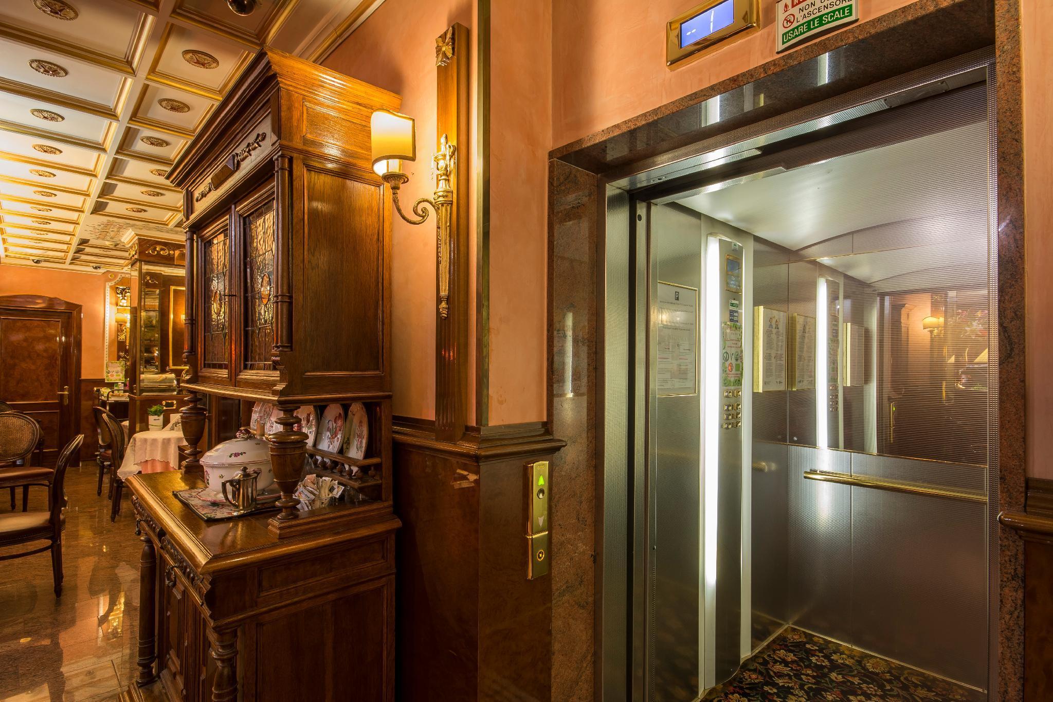 Hotel Vittoria Μιλάνο Εξωτερικό φωτογραφία